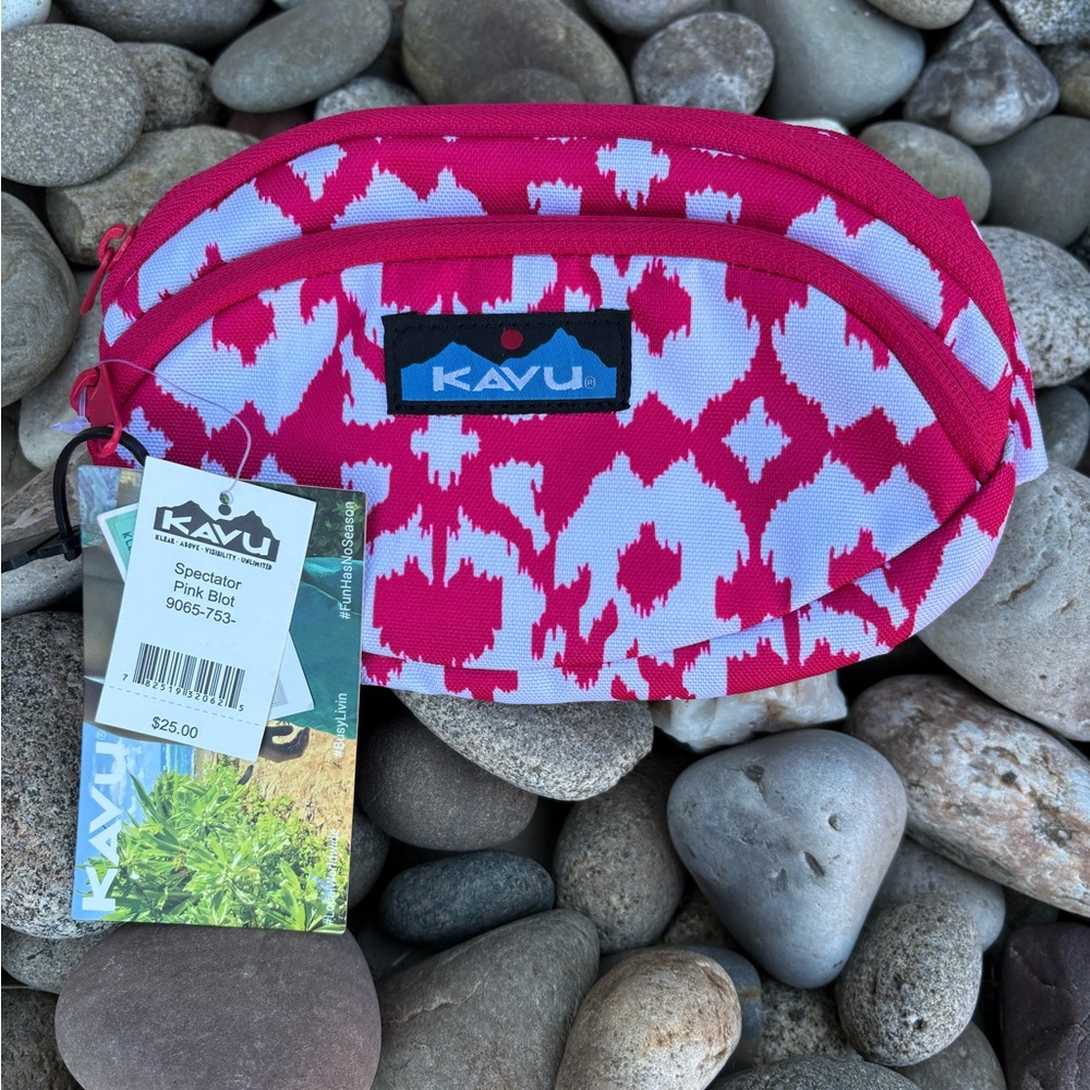 KAVU Spectator Belt Bag Hip Fanny Pack Pink and White Blot NEW WITH TAGS